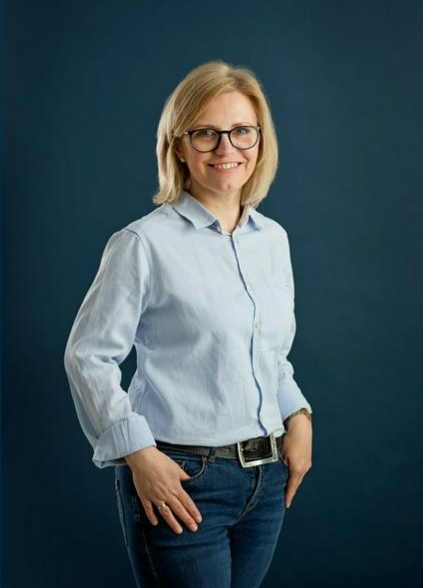 Magdalena Szewczyk logopeda Józefów terapia logopedyczna